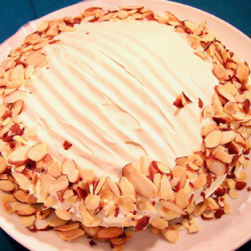 Almond Creme Cake